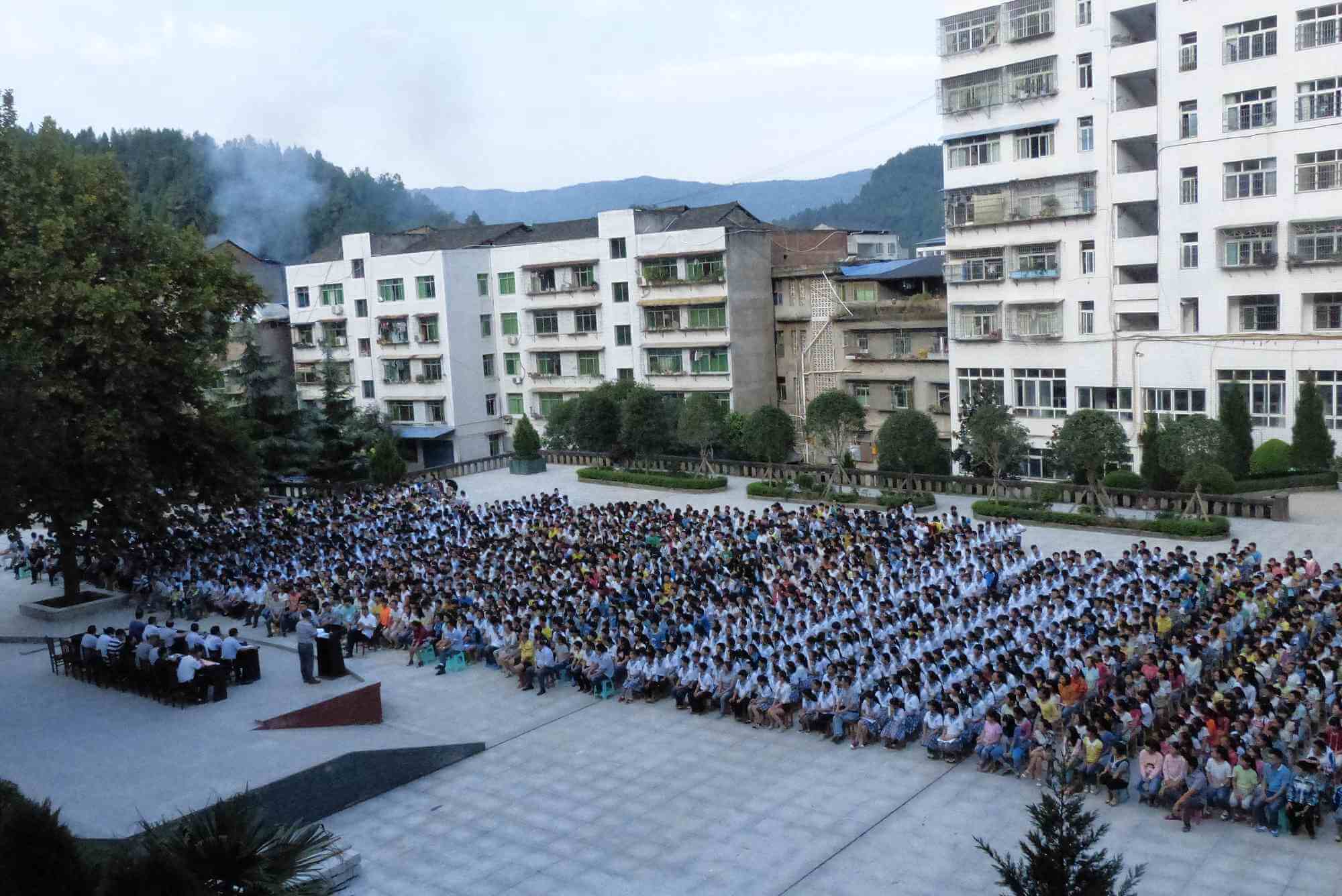 平昌縣響灘中學校園風采