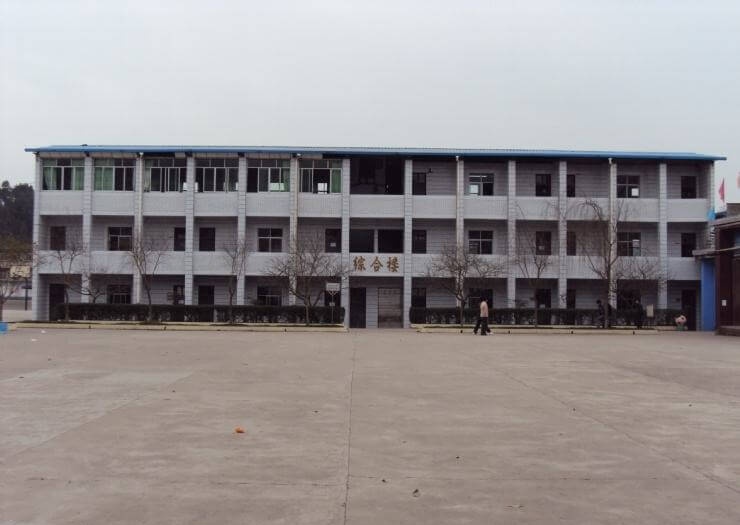 良安中學(xué)怎么樣、好不好？
