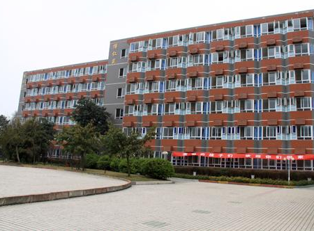 四川師范大學(xué)實(shí)驗(yàn)外國(guó)語學(xué)校2018年特長(zhǎng)生計(jì)劃