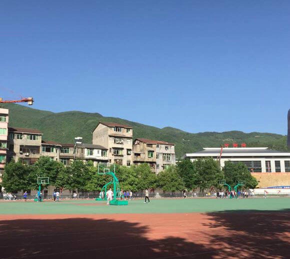 萬(wàn)源三中地址在哪里？