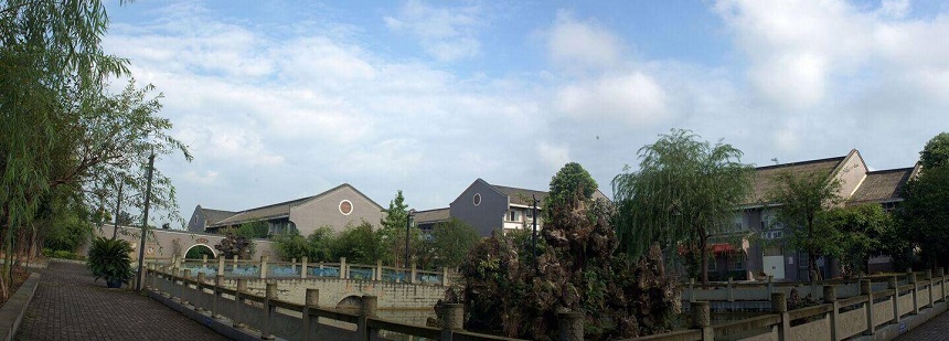 安仁中學(xué)地址在哪里？