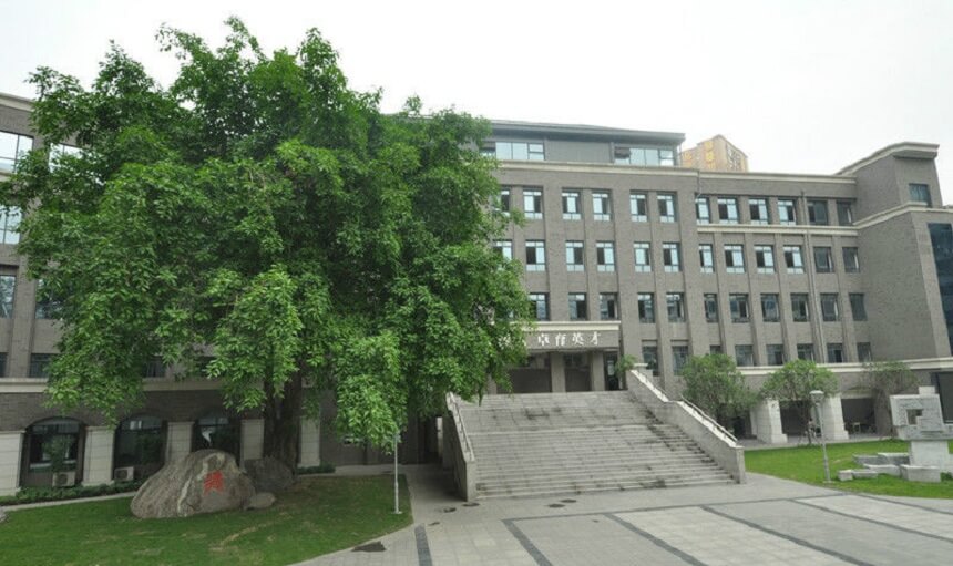 成都樹德中學(xué)校園環(huán)境怎么樣？