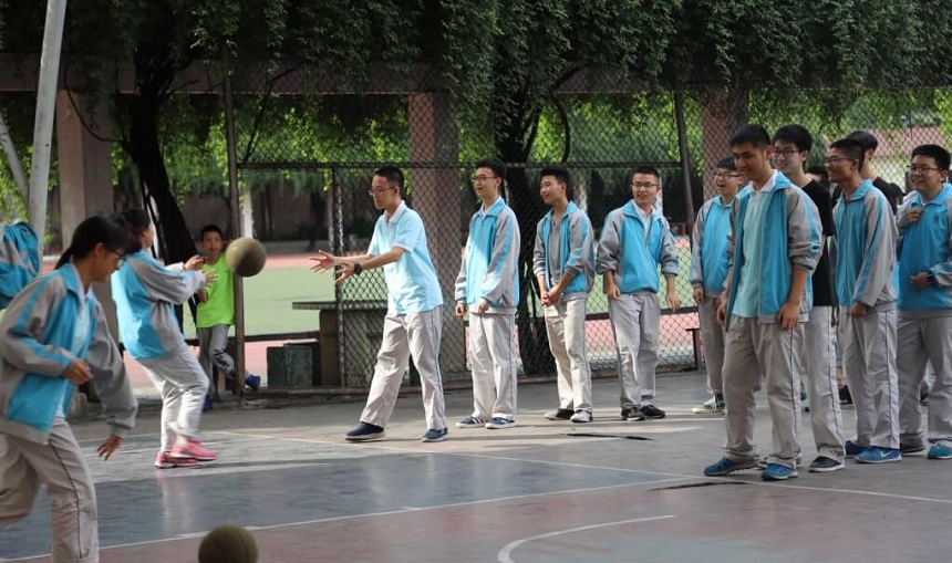 西南交通大學(xué)附屬中學(xué)學(xué)校環(huán)境好不好？