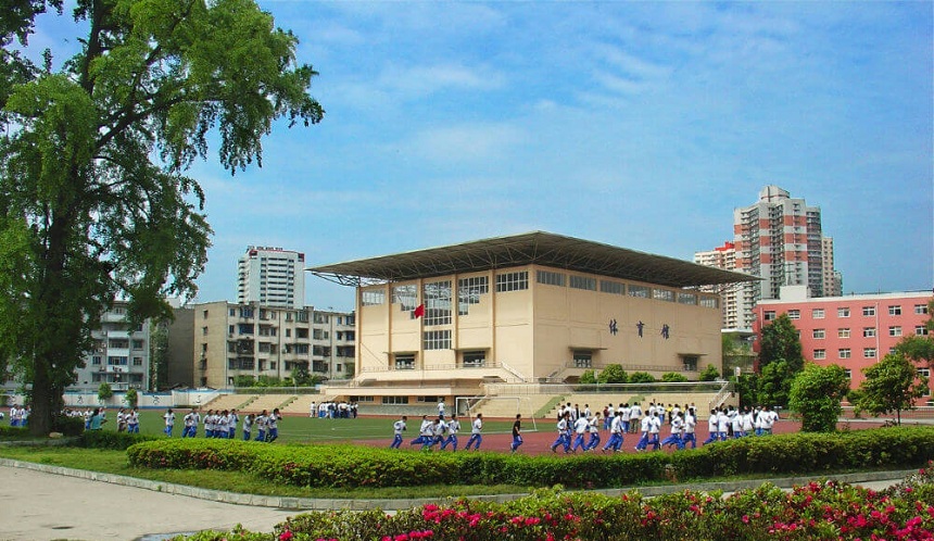 成都鐵路中學在哪？