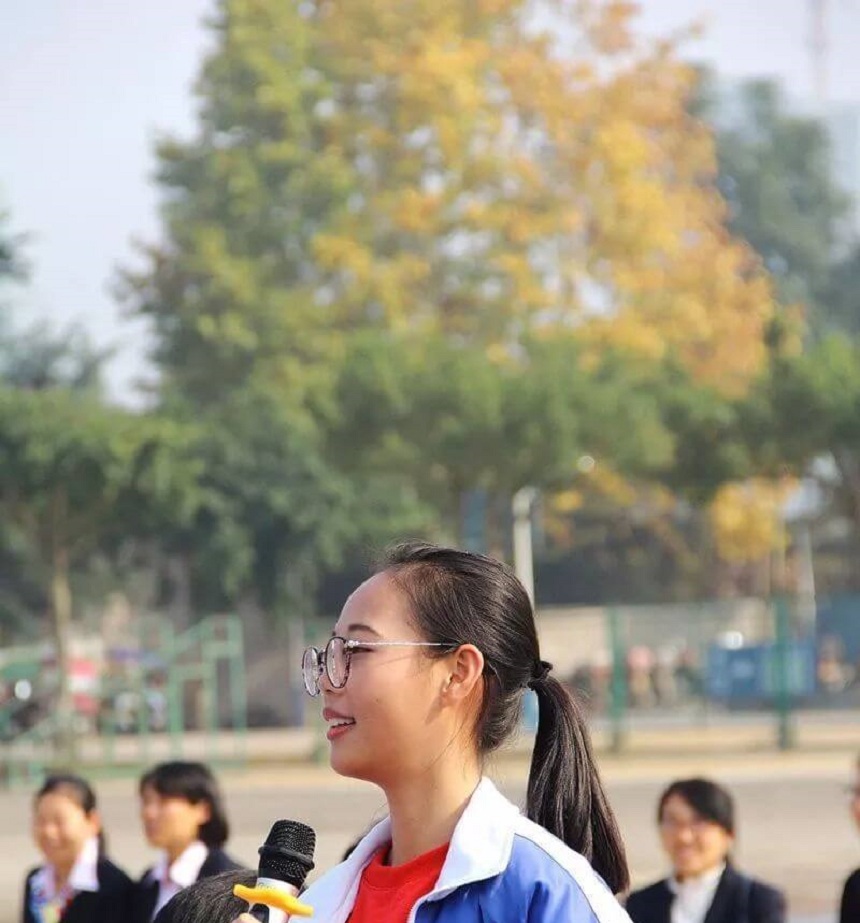 資陽(yáng)外國(guó)語(yǔ)學(xué)校怎么樣、好不好？