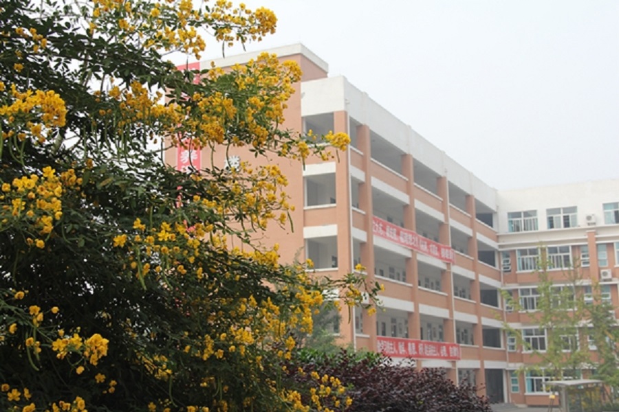 綿陽(yáng)南山中學(xué)實(shí)驗(yàn)學(xué)校校園環(huán)境怎么樣？