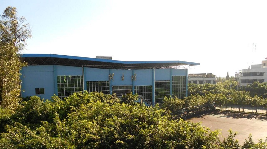 青神中學(xué)校園環(huán)境好不好？