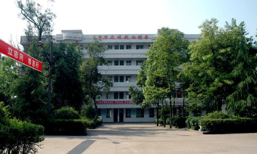 龍臺中學升學率高嗎？