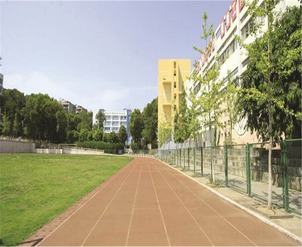 廣元實驗中學(xué)學(xué)校詳細(xì)地址在什么地方？