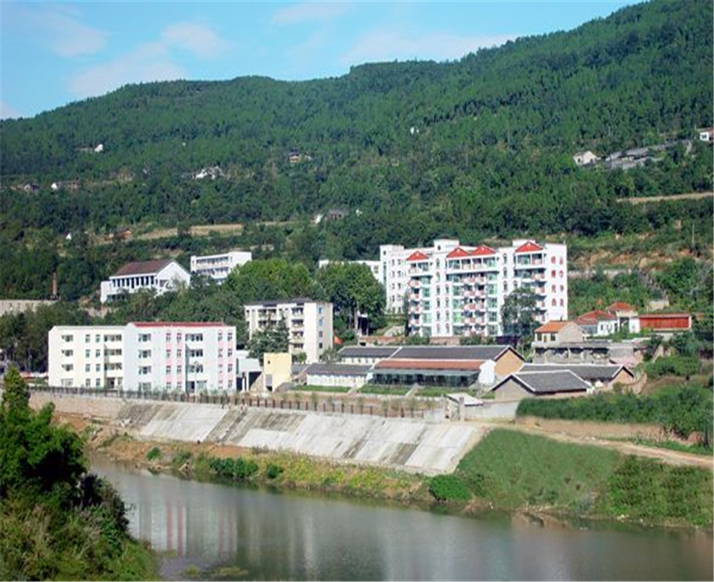 劍州中學(xué)2020年收費(fèi)標(biāo)準(zhǔn)是多少？
