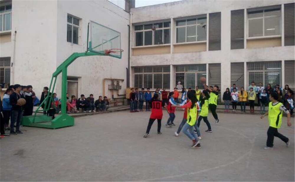 巴中市第五中學(xué)詳細地址在什么地方？