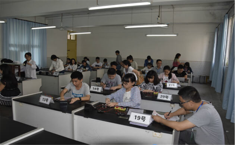內(nèi)江第三中學(xué)學(xué)校環(huán)境怎么樣？