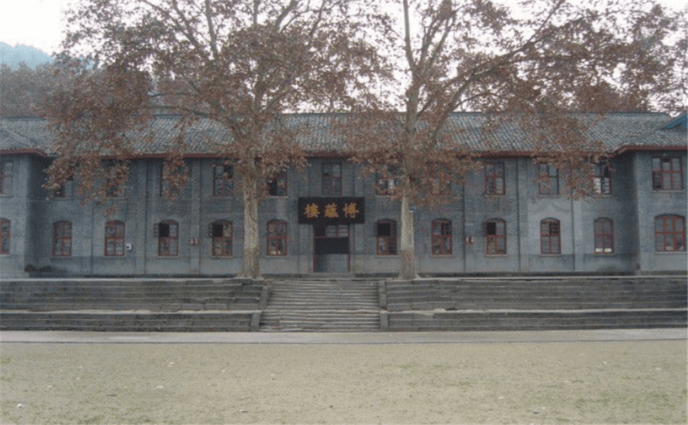 閬中市老觀(guān)中學(xué)學(xué)校環(huán)境怎么樣？