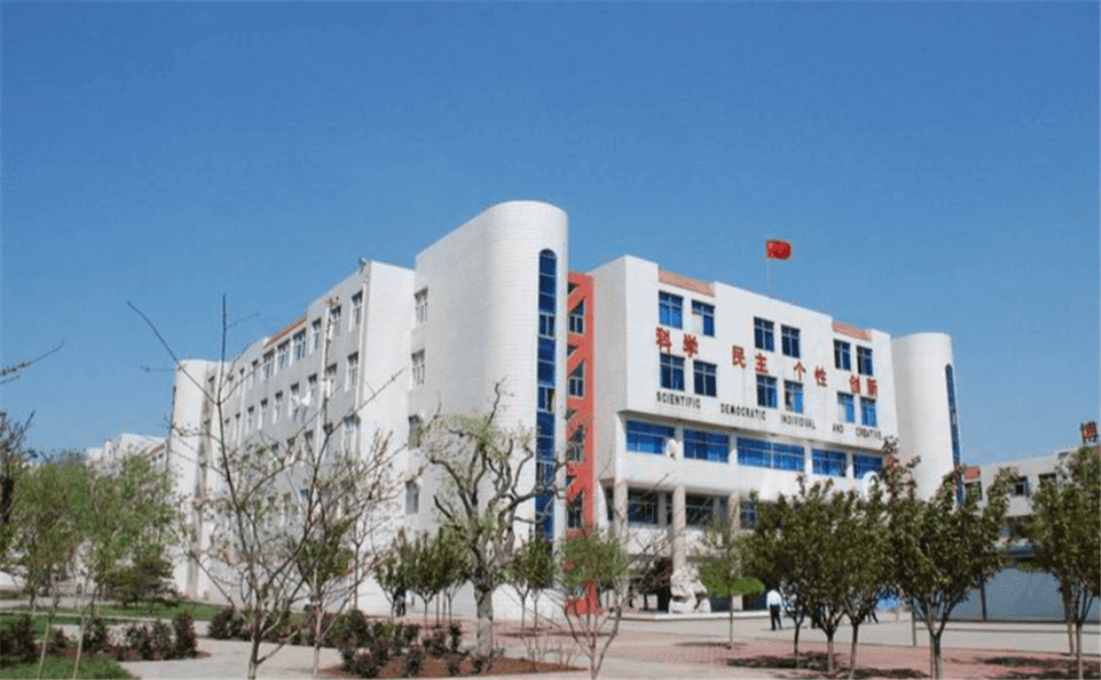 周口中學(xué)學(xué)校環(huán)境怎么樣？