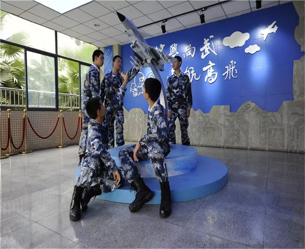 四川大學(xué)附屬中學(xué)每年的學(xué)費(fèi)多少錢(qián)？