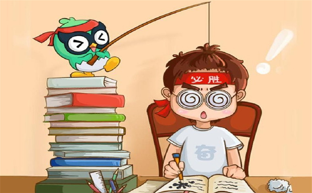 成都經(jīng)濟(jì)技術(shù)開發(fā)區(qū)實(shí)驗(yàn)中學(xué)每年的學(xué)費(fèi)是多少？