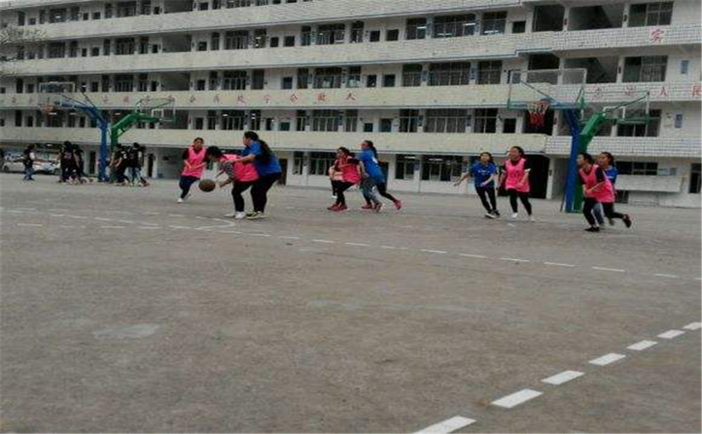 養(yǎng)馬中學(xué)2020年的錄取分?jǐn)?shù)是多少？