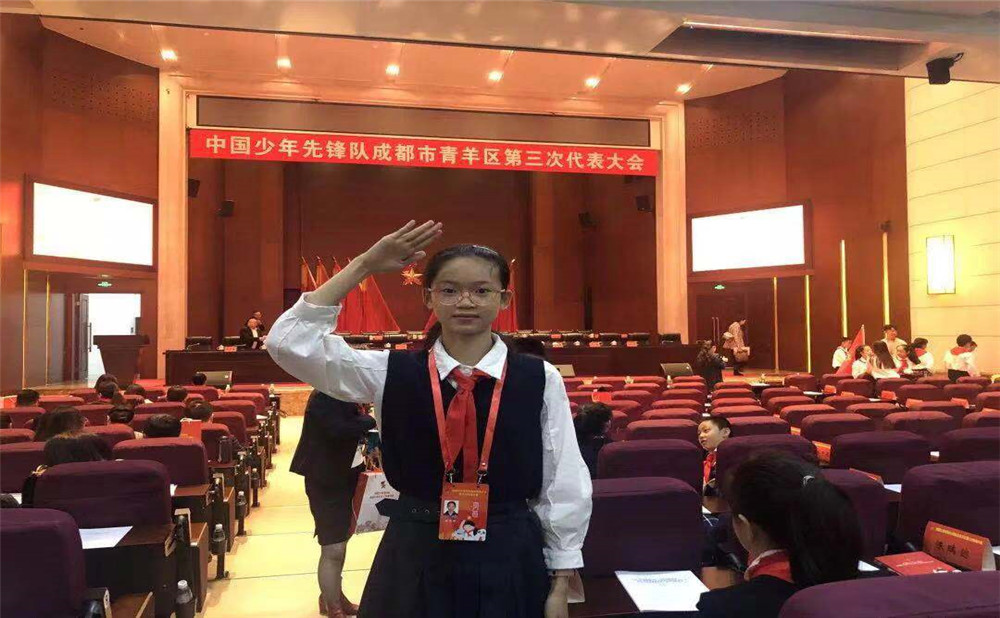 成都成飛中學(xué)錄取分數(shù)是多少？