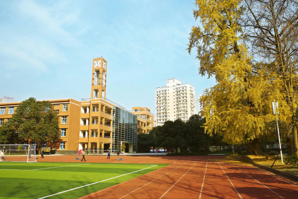 成都八中2020年的招生計(jì)劃是多少？