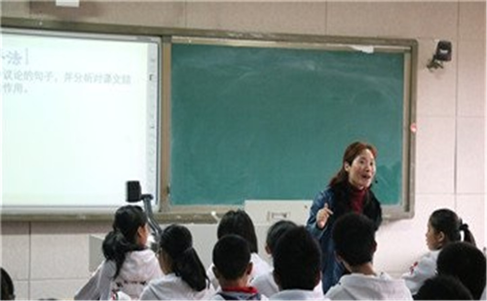 成都實(shí)驗(yàn)中學(xué)去年的錄取分?jǐn)?shù)線是多少？