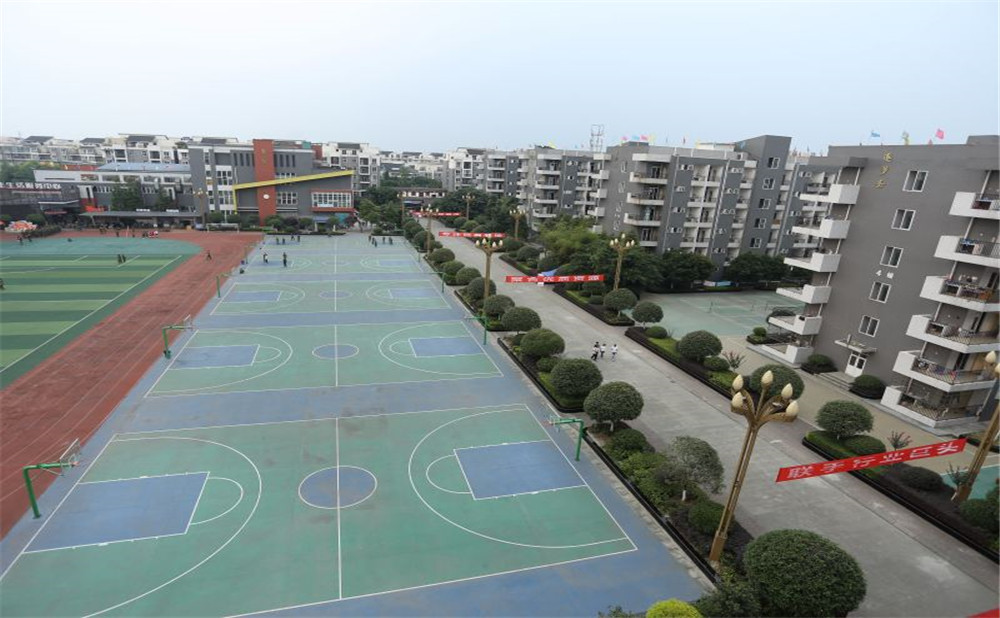 大彎中學(xué)去年的錄取分?jǐn)?shù)線是多少？