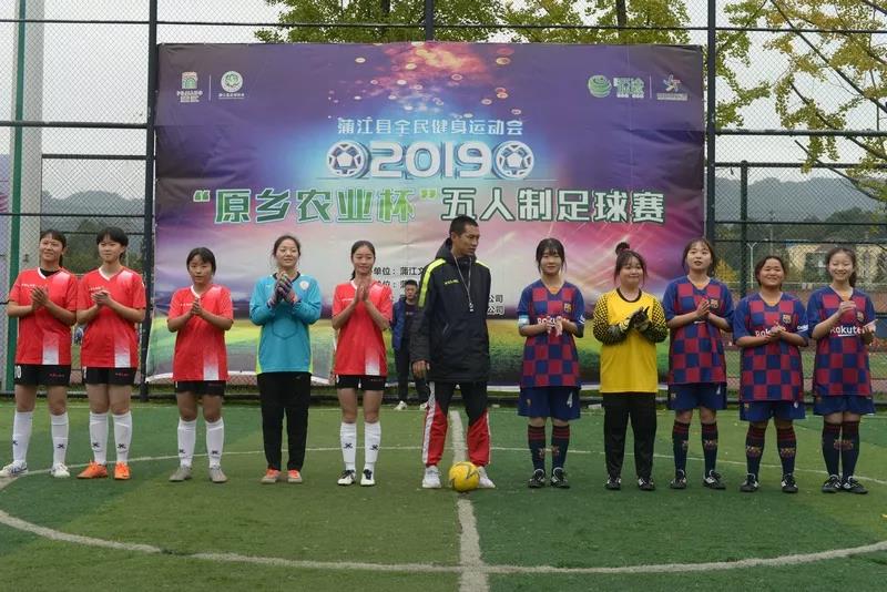 蒲江中學(xué)2020年的招生計(jì)劃是多少？