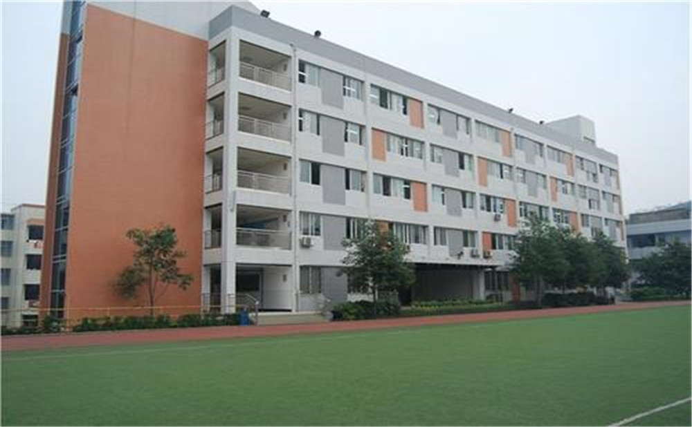 石橋中學(xué)近三年的錄取分?jǐn)?shù)是多少？