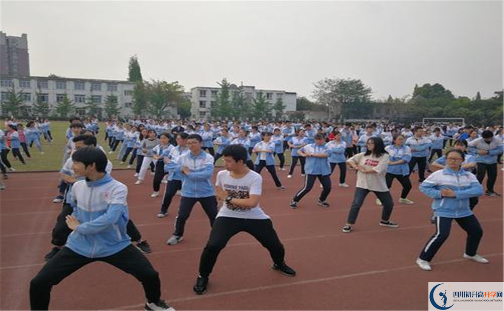 華潤高級中學(xué)的錄取分?jǐn)?shù)是多少？