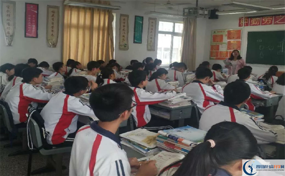 濛陽中學(xué)高中本部的錄取分數(shù)是多少？
