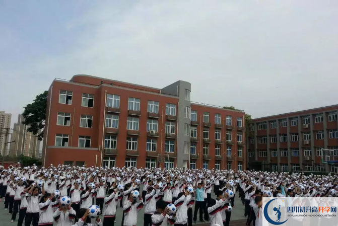 2020四川師范大學(xué)附屬第三實驗中學(xué)的升學(xué)率是多少？
