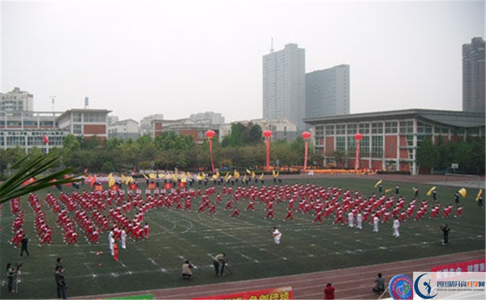 成都文武學(xué)校的實驗班怎么樣？