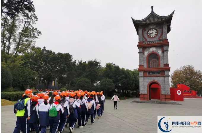 大邑中學(xué)高中本部的錄取分?jǐn)?shù)是多少？