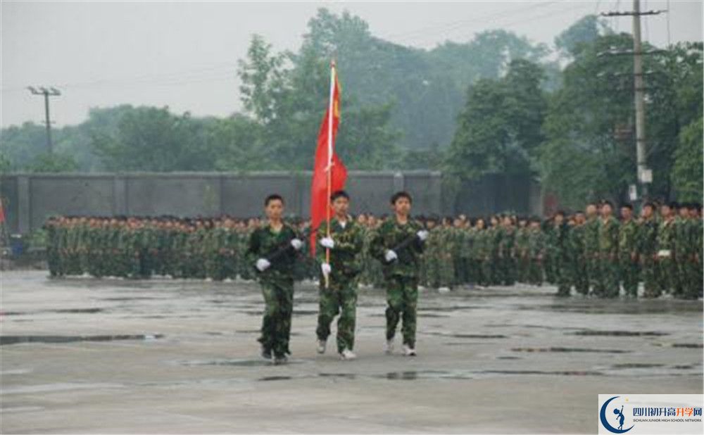 郫縣二中是怎么樣的學(xué)校？