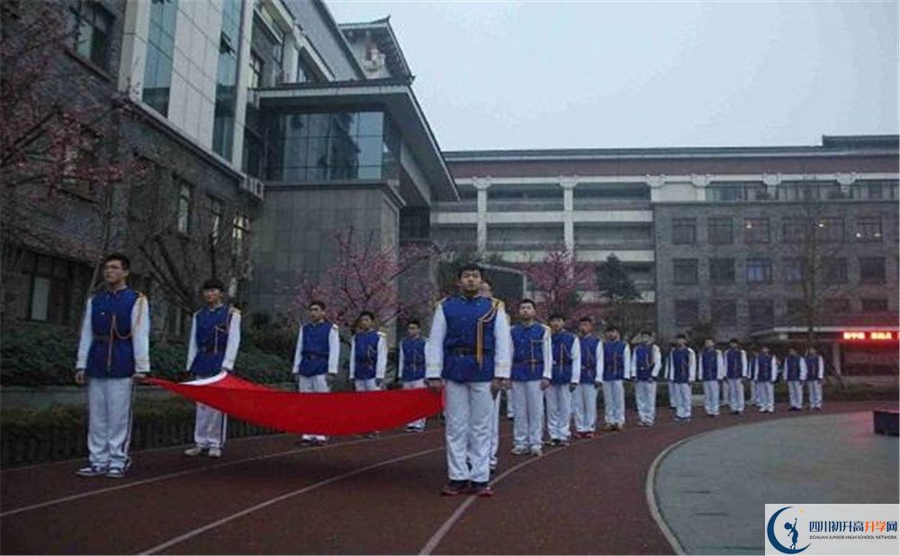 考成都市西北中學(xué)的分?jǐn)?shù)線是多少？