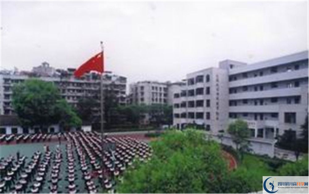 成都市第十七中學(xué)的分?jǐn)?shù)線大概是多少？