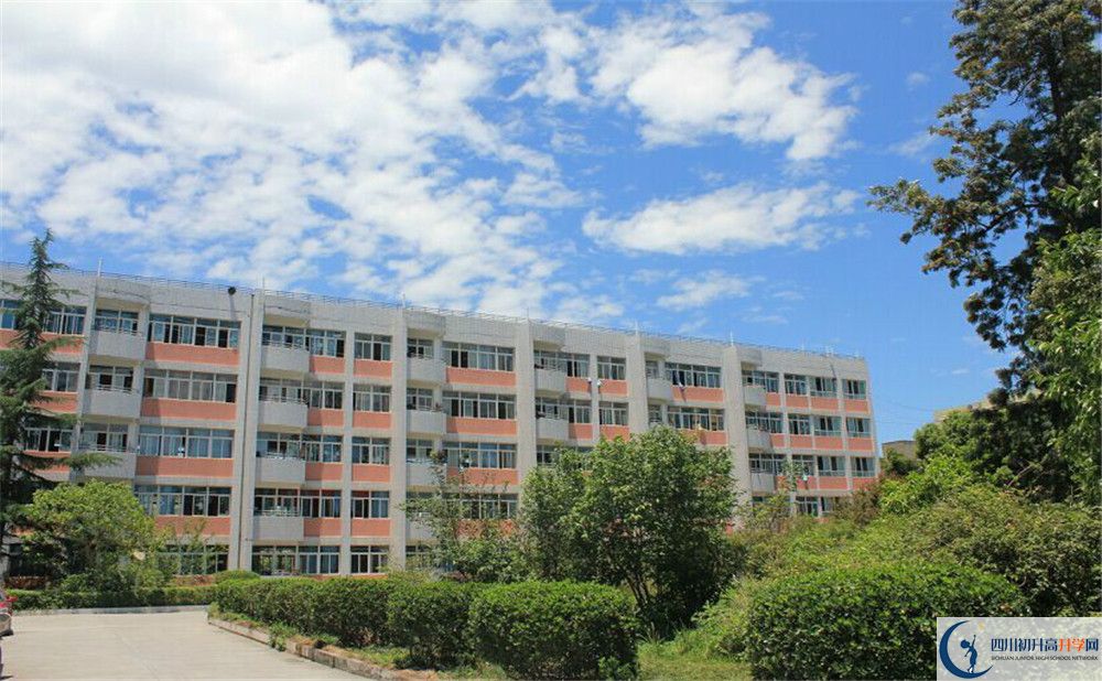 成都市籍田中學(xué)2020年保送清華北大的人數(shù)是多少？