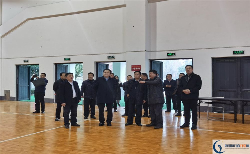 都江堰外國語實(shí)驗(yàn)學(xué)校位置在哪里？