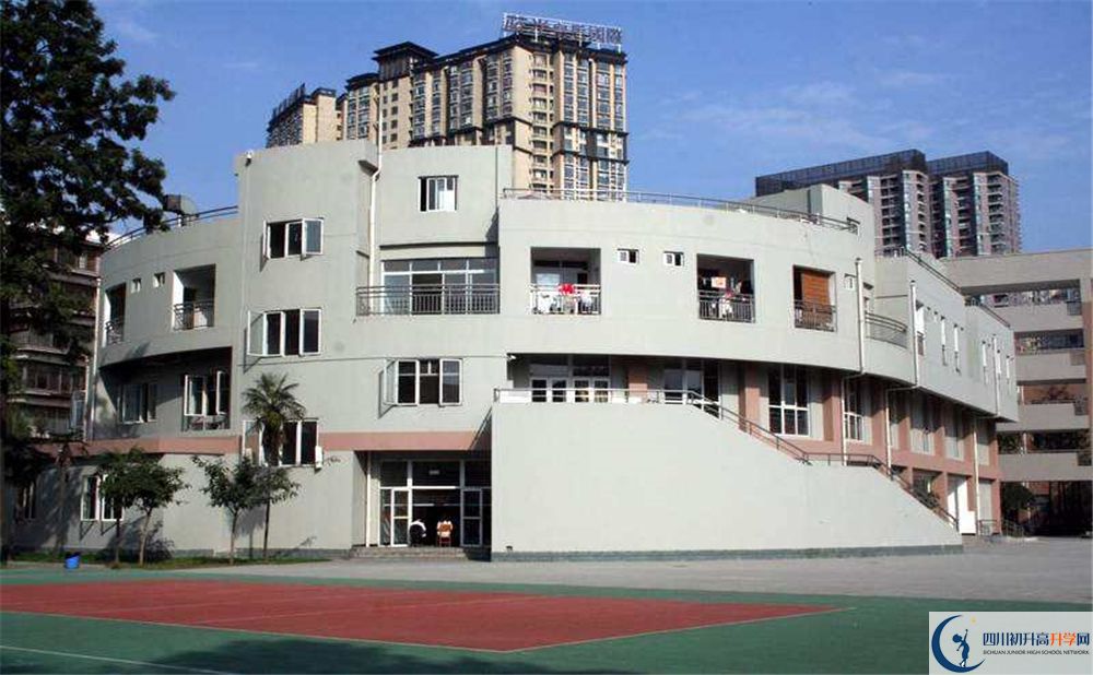 成都市鹽道街中學(xué)高中分班考試難嗎？